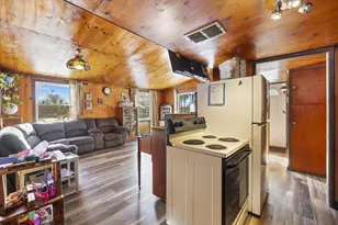 9756 Hwy 37, Iron, MN 55751 - Photo 17