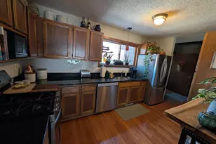 2445 Crestwood Dr, North Saint Paul, MN 55109 - Photo 5