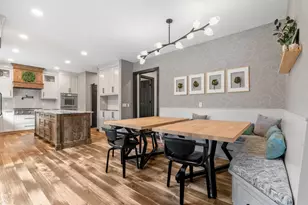 2801 Woods Trail N, Burnsville, MN 55306 - Photo 15