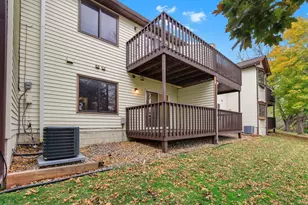 1923 Fox Ridge Dr, West Saint Paul, MN 55118 - Photo 27