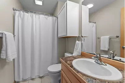 2201 16th Avenue SW, Austin, MN 55912 - Photo 9