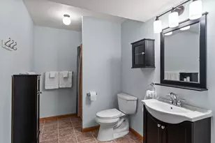 2201 16th Ave SW, Austin, MN 55912 - Photo 17