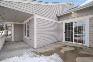 877 Ivy Ln, Eagan, MN 55123 - Photo 7