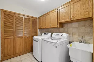 877 Ivy Ln, Eagan, MN 55123 - Photo 23