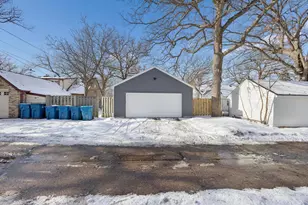 3326 Chowen Ave N, Robbinsdale, MN 55422 - Photo 15