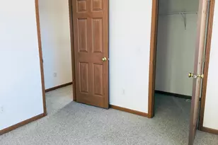 939 Cypress Rd, Saint Cloud, MN 56303 - Photo 11