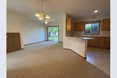939 Cypress Road #25, Saint Cloud, MN 56303 - Photo 5
