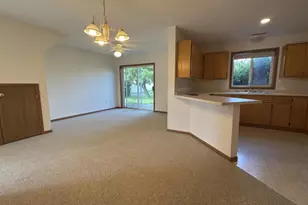 939 Cypress Rd, Saint Cloud, MN 56303 - Photo 5