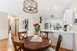 1324 Carriage Dr, Hudson, WI 54016 - Photo 9