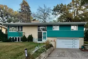 160 Stonybrook Way NE, Fridley, MN 55432 - Photo 45