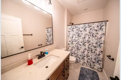 1017 Chester Ave SE, Rochester, MN 55904 - Photo 41