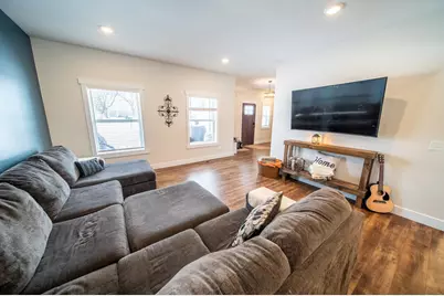 1017 Chester Ave SE, Rochester, MN 55904 - Photo 9