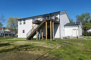 1017 Chester Ave SE, Rochester, MN 55904 - Photo 3