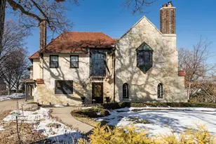 1014 Mt Curve Ave, Minneapolis, MN 55403 - Photo 1