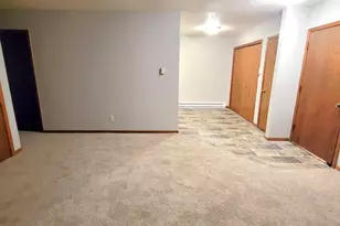 710 Hillcrest St, Baldwin, WI 54002 - Photo 7