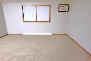 710 Hillcrest St, Baldwin, WI 54002 - Photo 9