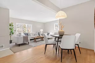 1127 Oakcrest Ave, Roseville, MN 55113 - Photo 5