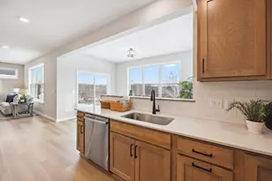 10700 Harbor Ln N, Maple Grove, MN 55369 - Photo 9