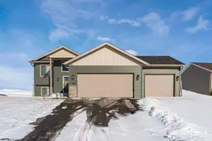 1761 34th St NE, Sauk Rapids, MN 56379 - Photo 1