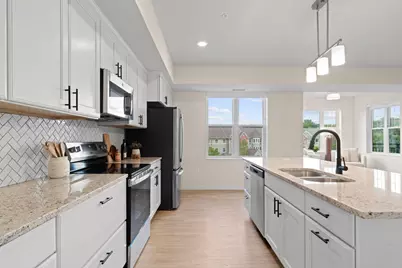 1875 E Shore Drive #302, Maplewood, MN 55109 - Photo 45