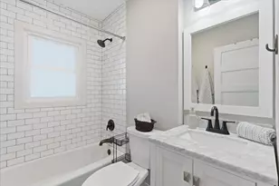 402 N Oak St, Lake City, MN 55041 - Photo 21