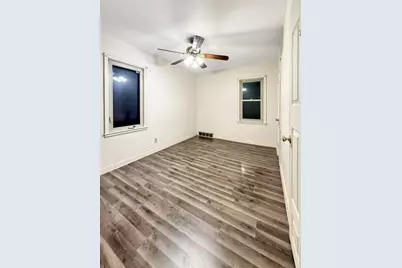 2003 Cottage Avenue E, Saint Paul, MN 55119 - Photo 9