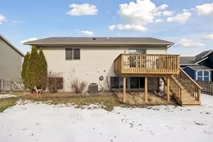 347 Brookestone Dr SE, Rochester, MN 55904 - Photo 49