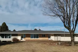 40494 US Hwy 14, Springfield, MN 56087 - Photo 1