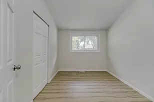 835 Niagara Ln N, Plymouth, MN 55447 - Photo 17