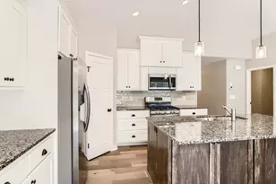 6664 Heritage Ave, Lino Lakes, MN 55038 - Photo 5