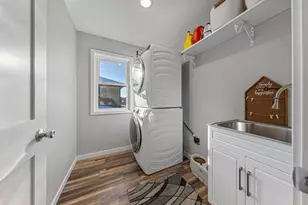 405 Sidney Street W, Morristown, MN 55052 - Photo 25