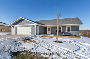 405 Sidney Street W, Morristown, MN 55052 - Photo 3