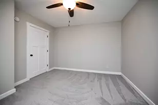 222 E King St, Winona, MN 55987 - Photo 9