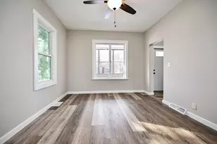 222 E King St, Winona, MN 55987 - Photo 5