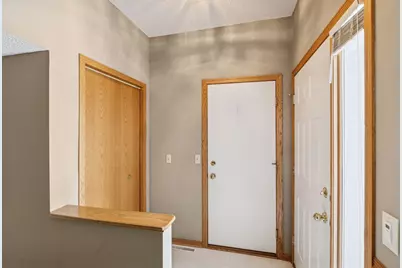 5550 Nathan Lane N #1, Plymouth, MN 55442 - Photo 17