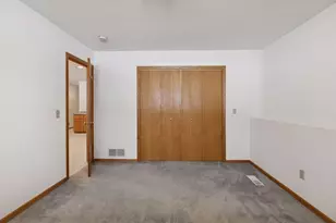 5550 Nathan Ln N, Plymouth, MN 55442 - Photo 41