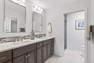 124 Ardmore Dr, Golden Valley, MN 55422 - Photo 15