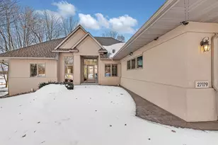 27179 Bayshore Dr, Isanti, MN 55040 - Photo 3