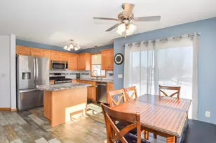 38615 Henna Cir, North Branch, MN 55056 - Photo 9