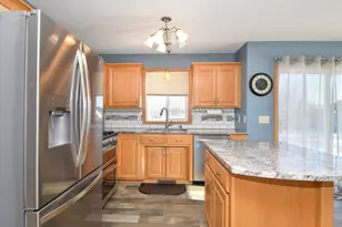 38615 Henna Cir, North Branch, MN 55056 - Photo 5