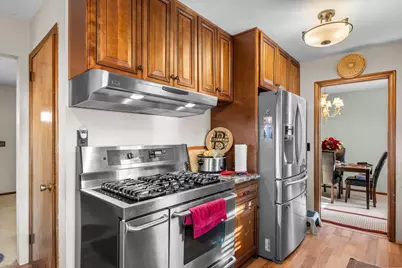 220 109th Avenue NE, Blaine, MN 55434 - Photo 7