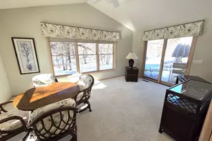 2613 Rosetown Ct, Roseville, MN 55113 - Photo 5