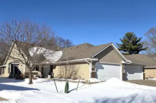 2613 Rosetown Ct, Roseville, MN 55113 - Photo 1