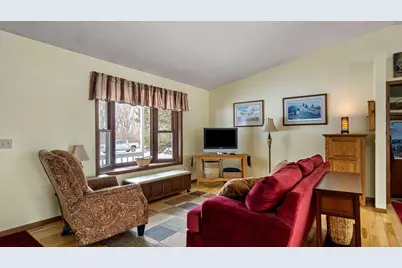 608 Fagstad Street NE, Menomonie, WI 54751 - Photo 9