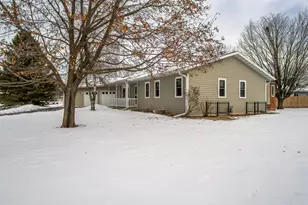 608 Fagstad Street NE, Menomonie, WI 54751 - Photo 41