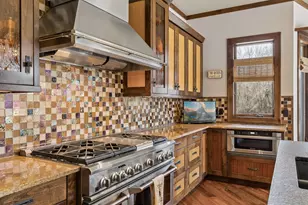 700 Hidden Creek Trail, Mendota Heights, MN 55118 - Photo 11