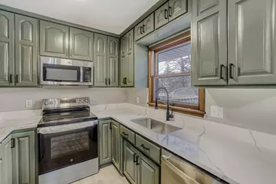 21455 Harrow Avenue N, Forest Lake, MN 55025 - Photo 7