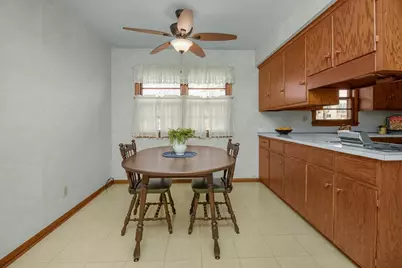 8136 Quamoclit, Victoria, MN 55386 - Photo 7