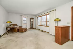 8136 Quamoclit, Victoria, MN 55386 - Photo 3