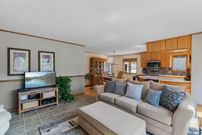 2929 Lake Elmo Avenue N, Lake Elmo, MN 55042 - Photo 9